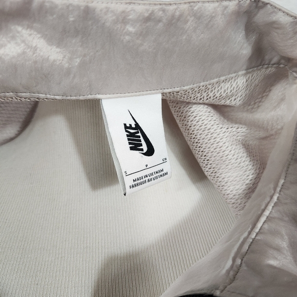 NIKE NikeLab Essential Jacket Full Zip Lavender Size Small - Picture 6 of 7